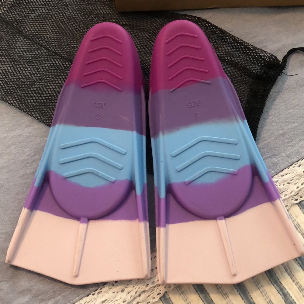 Purple and Blue Swim Fins - Picture 3 of 4